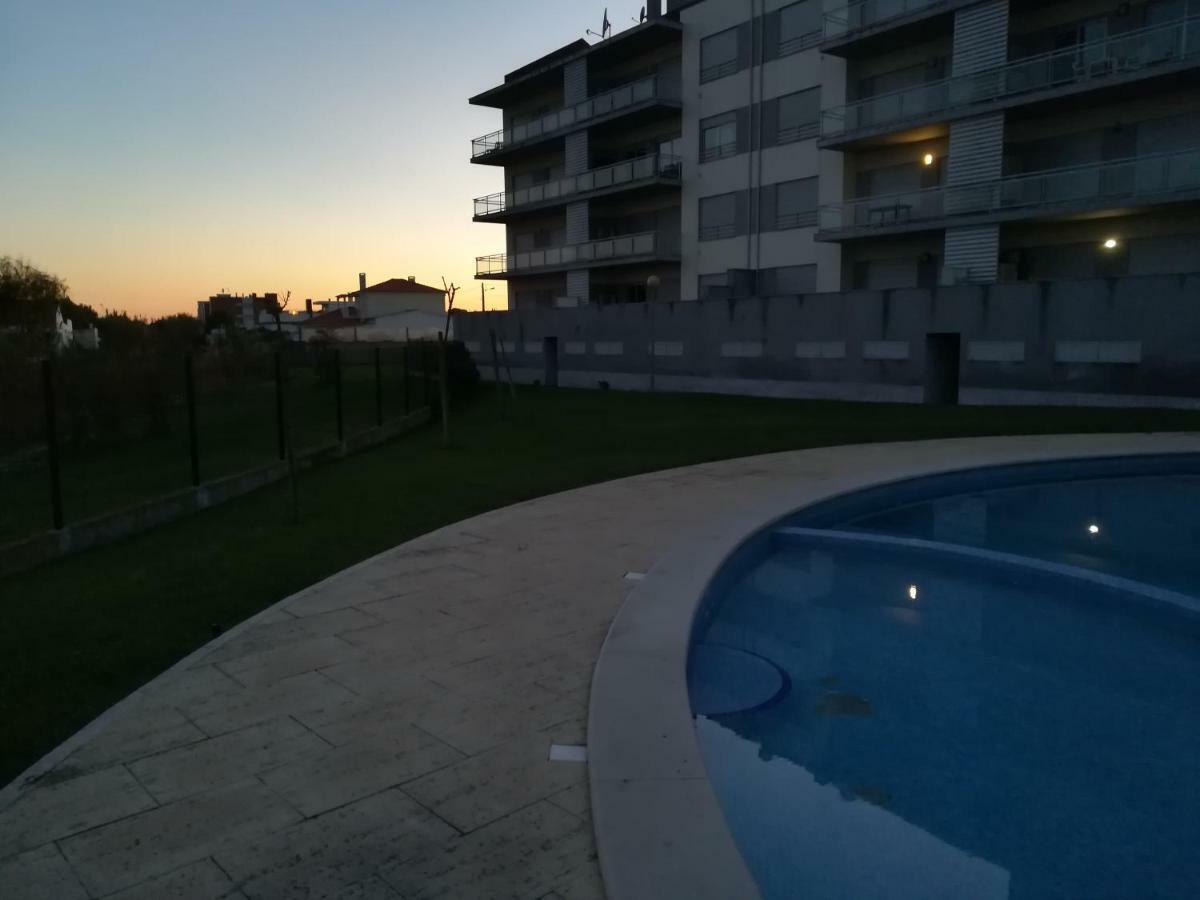 Apartamento Bayside - ساو مارتينهو دو بورتو المظهر الخارجي الصورة