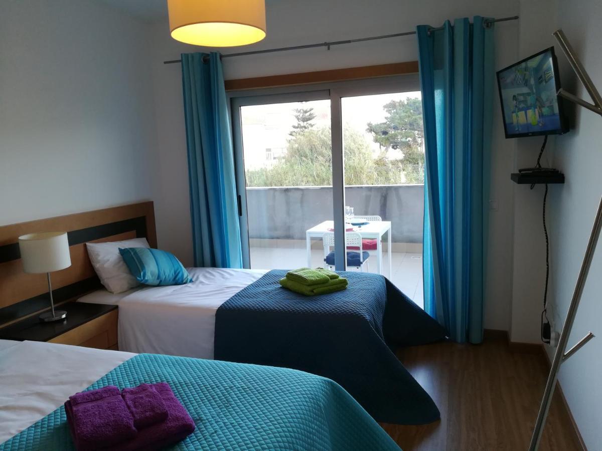 Apartamento Bayside - ساو مارتينهو دو بورتو المظهر الخارجي الصورة